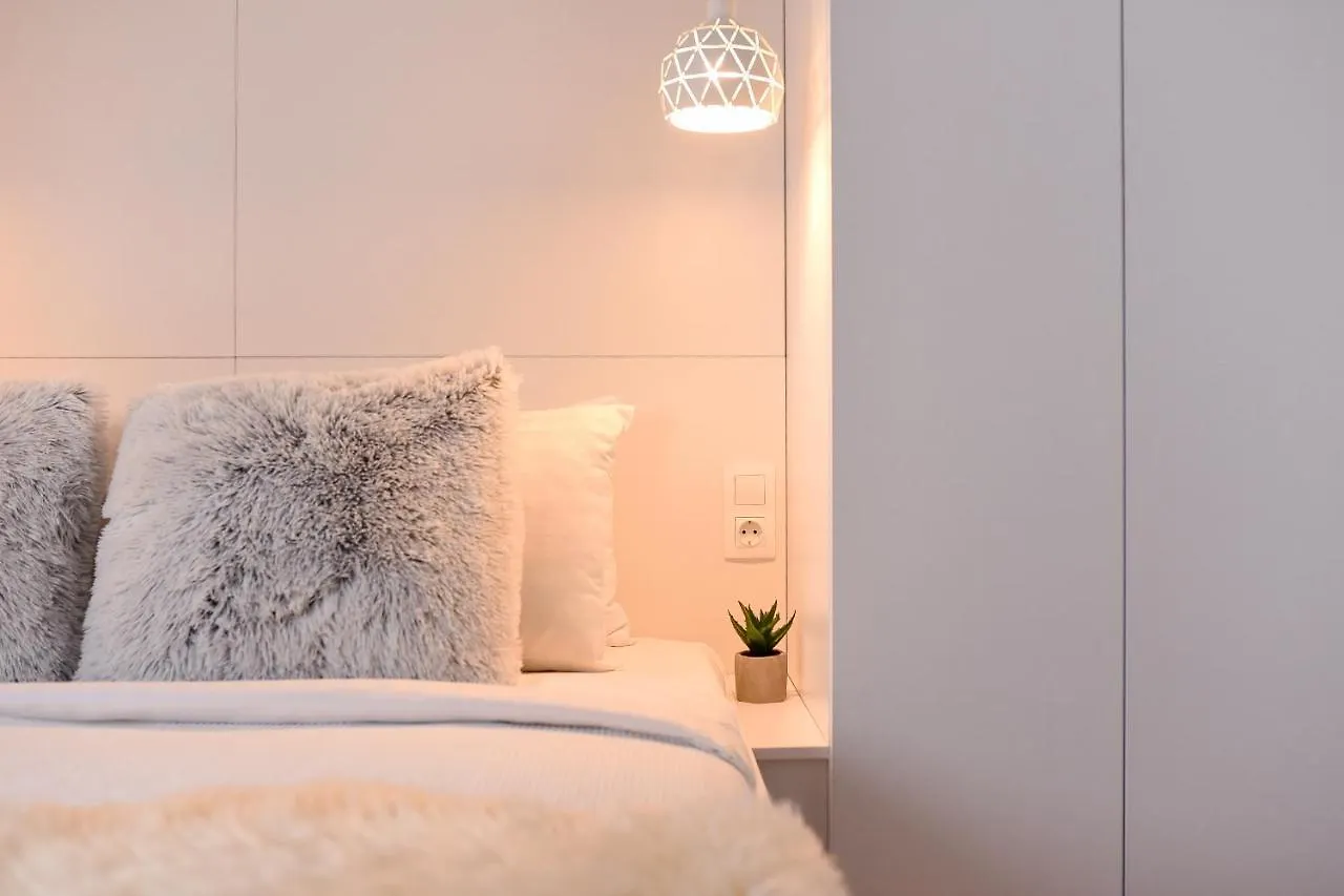White Haven - Calea Victoriei Studio Βουκουρέστι 0*,  Ρουμανία