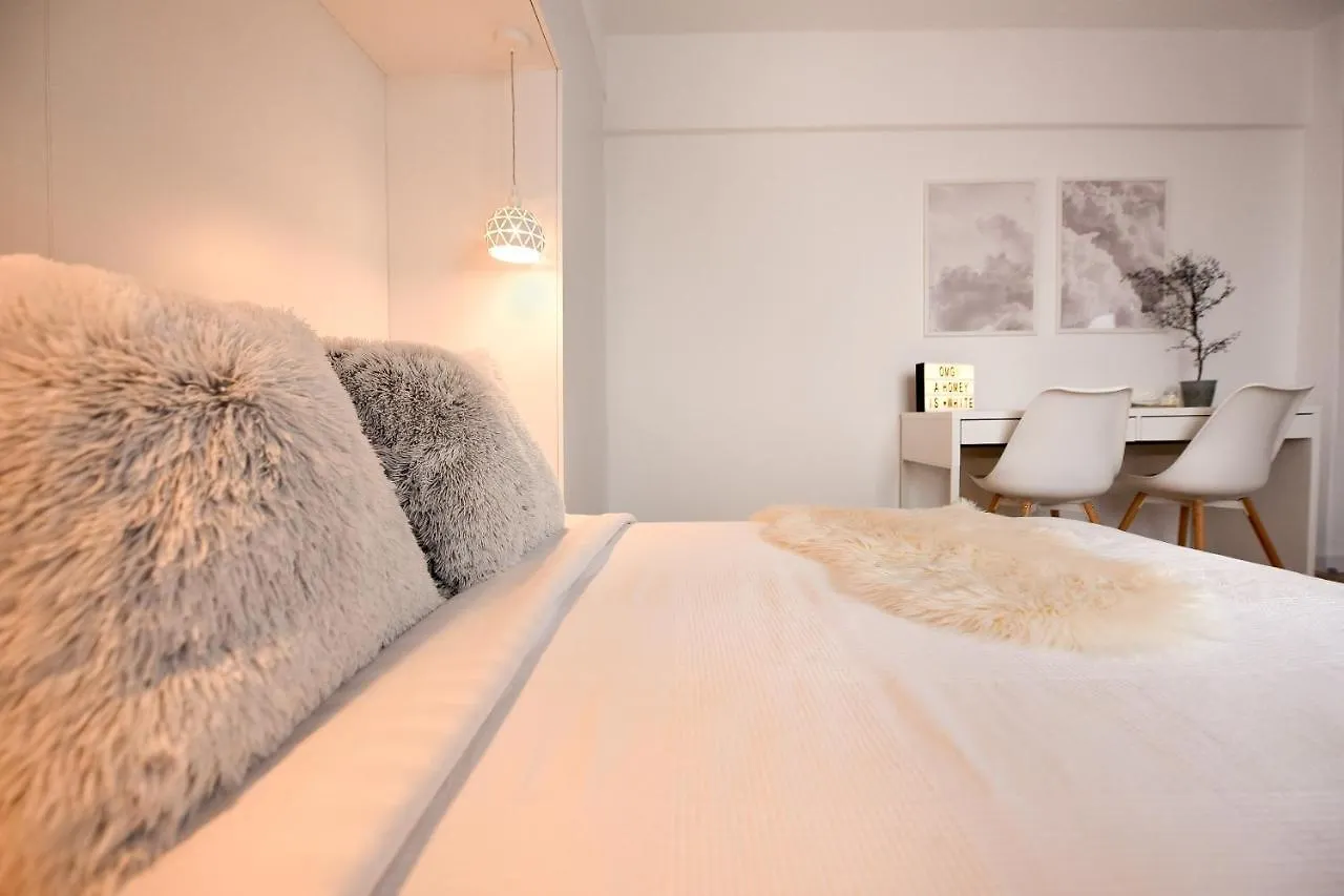 Апартаменты White Haven - Calea Victoriei Studio Бухарест