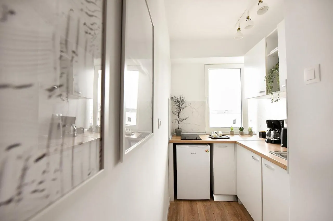 White Haven - Calea Victoriei Studio Бухарест Апартаменты